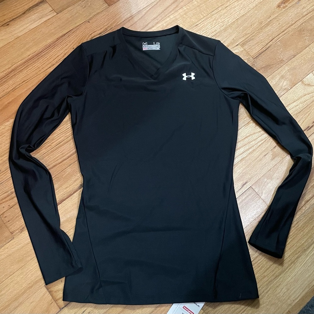 NEW Women’s Under Armour compression heat gear V neck- black large NWT